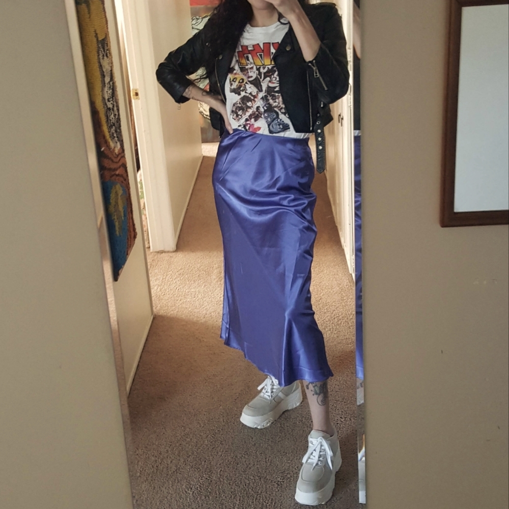 Beautiful Shimmery Satin Like Skirt